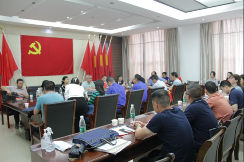 襄阳市委巡察办、XINGCAI.com重工党支部联合开展5月份主题党日活动